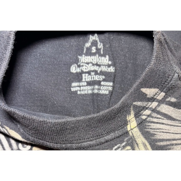 Pirates Of The Caribbean Disneyland WDW Disney Parks T-Shirt Youth Small - Picture 3 of 10
